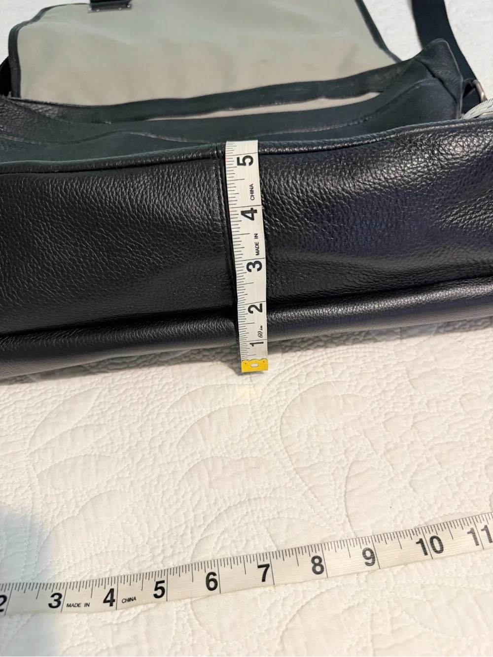 Leather Banana Republic Laptop Messenger Shoulder Bag Work Briefcase Black